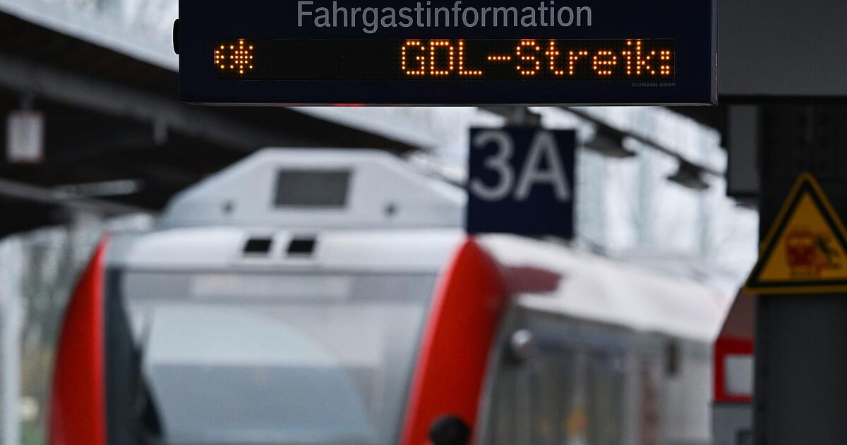 Indefinite strikes, thousands of train cancellations: This is what the ...