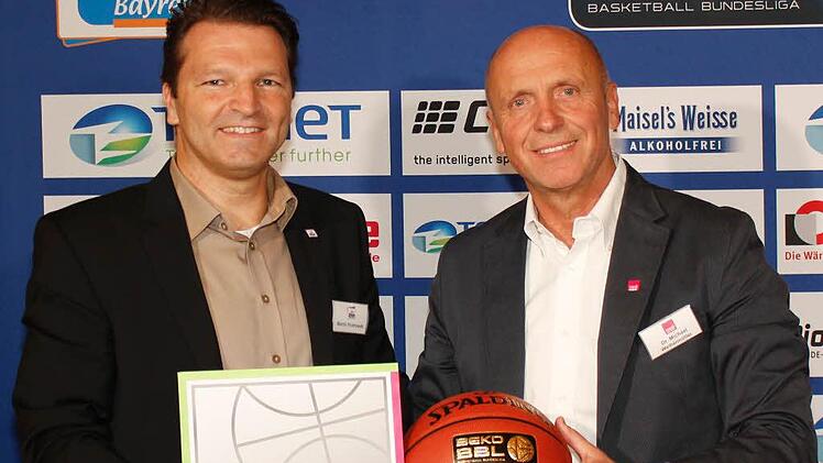 BBC-Geschäftsführer Martin Piotrowski (links) und medi-Geschäftsführer Michael Weihermüller. Foto: Kirchner