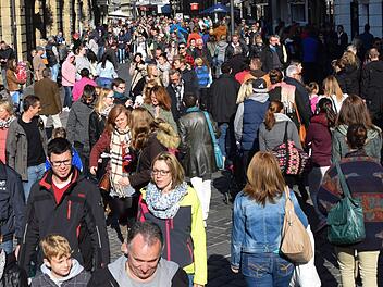 Fällt der viel zitierte demographische Wandel aus? Bamberg erfreut sich seit einigen Jahren stark steigender Einwohnerzahlen. Auch junge Menschen gibt es in großer Zahl.  Rinklef