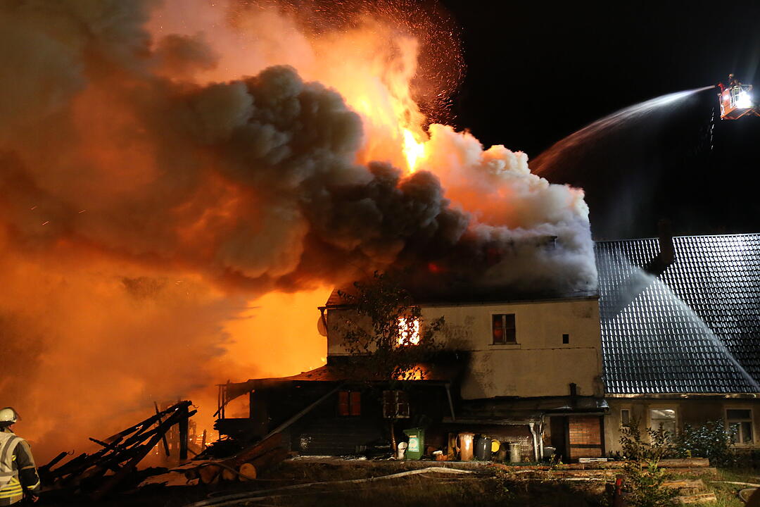 Sägewerk in Rehau in Flammen