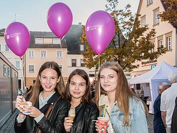 Das 41. Haßfurter Straßenfest hatte durchaus ein "junges Gesicht". Viele Jugendliche nutzten die Gelegenheit, Freunde zu treffen und Spaß zu haben. Ulrike Langer