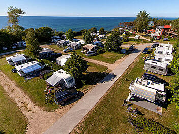 Beim Ostseecamp Seeblick erwartet dich ein Camping-Urlaub mit Ausblick.
