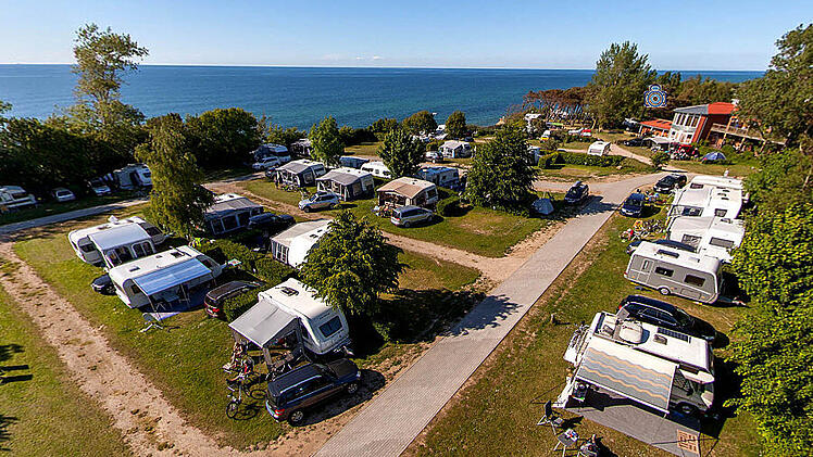Beim Ostseecamp Seeblick erwartet dich ein Camping-Urlaub mit Ausblick.