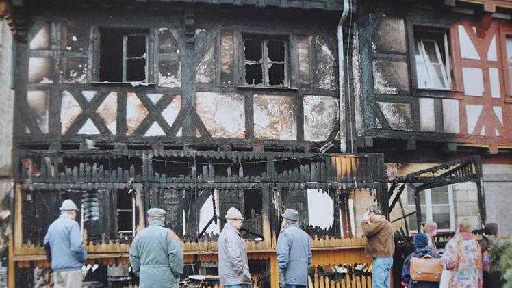 Mit dem Sprung durch die Luke entkam Franz Schwank dem Inferno, anderntags wurde klar, welch gütigen Schutzengel er hatte. Foto: privat