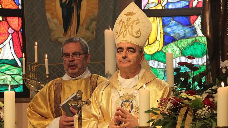 Festgottesdienst in der Begegnungsstätte Heroldsbach.  Josef Hofbauer