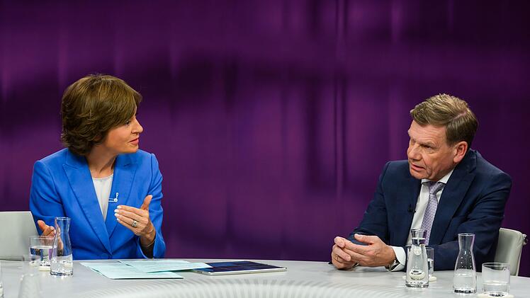 "Mein entscheidendes Fazit ist, dass wir mehr für Verteidigung ausgeben": Für Bundesaußenminister Johann Wadephul (CDU) war der NATO-Gipfel ein Erfolg.