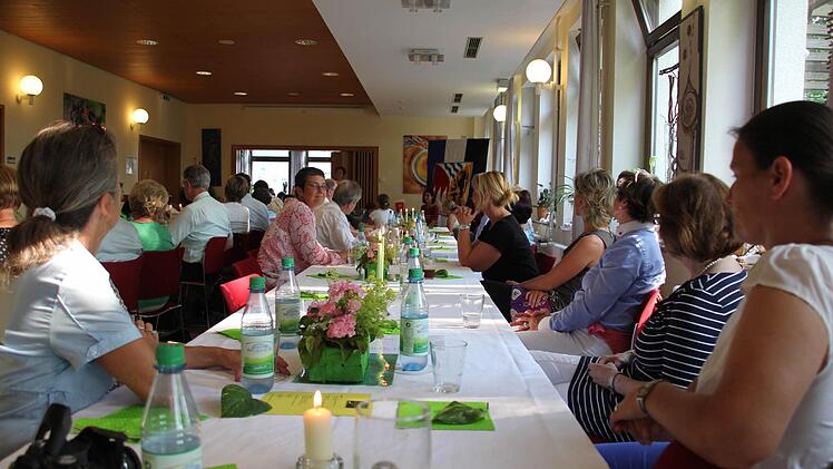 Gut besucht war die Jubiläumsveranstaltung im Awo-Saal.
