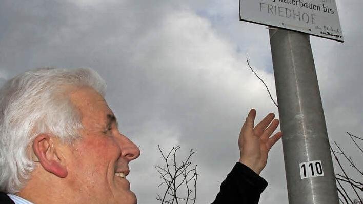 Konrad Kress ist das Schild aufgefallen. Er findet es schade, dass nur "der Michel" unterschrieben hat.