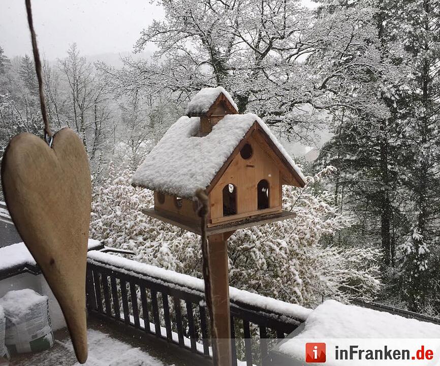 Franken: Ostermontag versinkt im Schnee