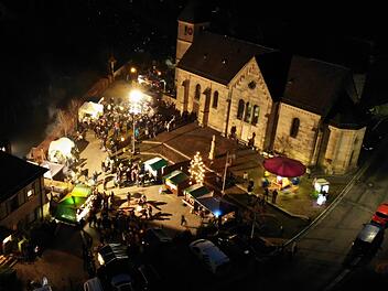 Der Weihnachtsmarkt in Weilersbach. Foto: Heidi Amon