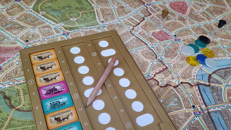 Spiele-Test Scotland Yard Sherlock Holmes Edition: So gut ist die Neuauflage des Familienspiel-Klassikers