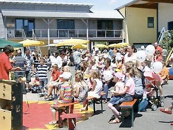 Das Duo SchenkSpass bietet beste Unterhaltung für Groß und Klein.