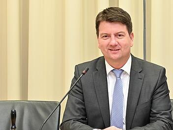 In der konstituierenden Sitzung ist Sandro Kirchner am Mittwoch zum Vorsitzenden des Ausschusses für Wirtschaft, Landesentwicklung, Energie, Medien und Digitalisierung im Bayerischen Landtag gewählt worden. Der Posten gilt als Schlüsselposition.  Foto: Bayerischer Landtag, Rolf Poss