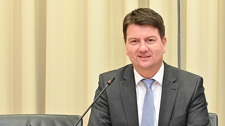 In der konstituierenden Sitzung ist Sandro Kirchner am Mittwoch zum Vorsitzenden des Ausschusses für Wirtschaft, Landesentwicklung, Energie, Medien und Digitalisierung im Bayerischen Landtag gewählt worden. Der Posten gilt als Schlüsselposition.  Foto: Bayerischer Landtag, Rolf Poss