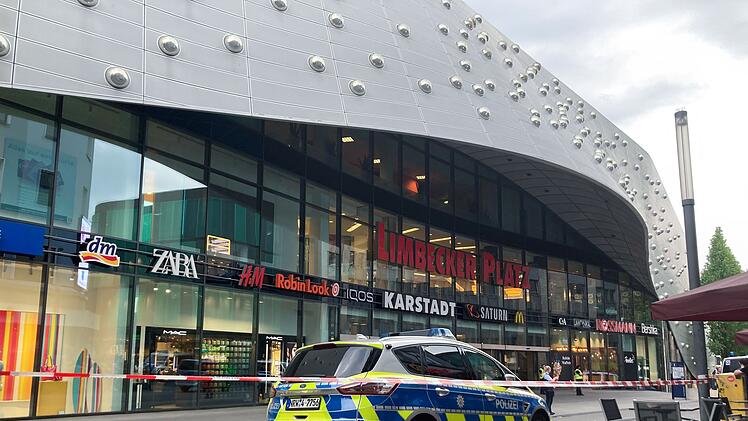 Polizei räumt Einkaufszentrum nach Drohung
