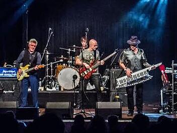 Manfred Mann und seine Earth Band begeisterten ihre Fans beim Gastspiel im Coburger Kongresshaus. Foto: Jochen Berger