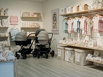 Laden, Geschäft, Filiale für Babyausstattung