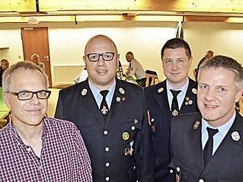 Der neue Vorstand des Burkardrother Feuerwehrvereins (von links): Matthias Weis, Andreas Rumberg, Tobias Grom sowie Mario Urschlechter.  Foto: Kathrin Kupka-Hahn