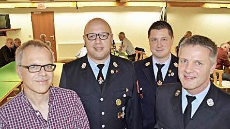 Der neue Vorstand des Burkardrother Feuerwehrvereins (von links): Matthias Weis, Andreas Rumberg, Tobias Grom sowie Mario Urschlechter.  Foto: Kathrin Kupka-Hahn