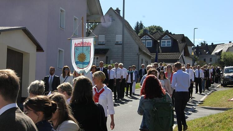 Am Samstagabend gab es eine Prozession. Foto: Veronika Schadeck