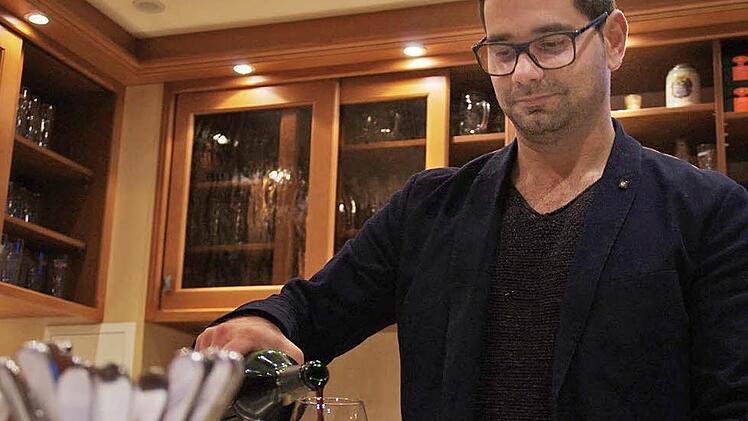 Daniel Ivascenko, hier in der Gaststätte "Schützenhaus", ist nun alleiniger Geschäftsführer der Parti GmbH. Foto: Marco Meißner