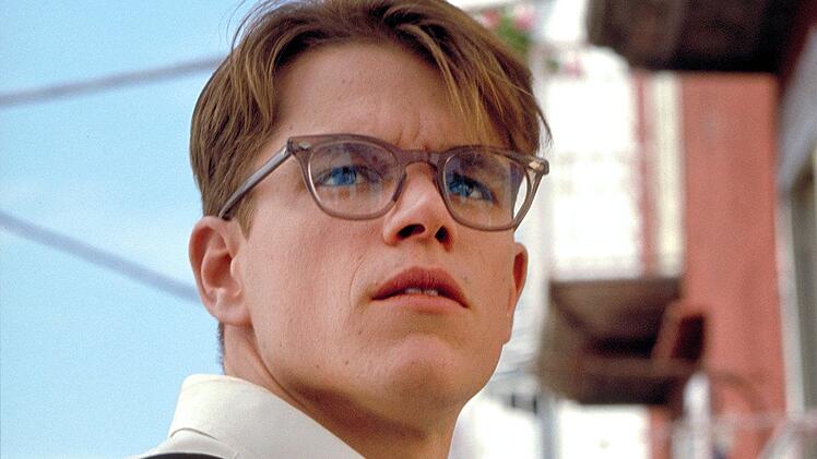 Nachdem Ripley (Matt Damon) den treulosen Freund umgebracht hat, schl&uuml;pft er in dessen Rolle. Ein spannendes Versteckspiel beginnt.