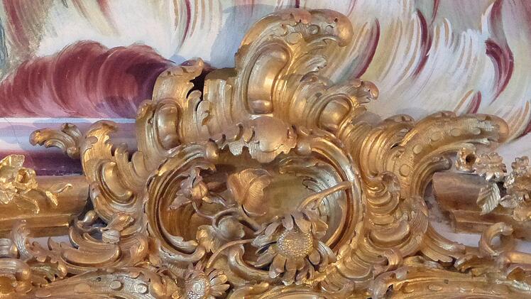 Detail am Kaminspiegel im Seehofer Festsaal. Reiner Schulz