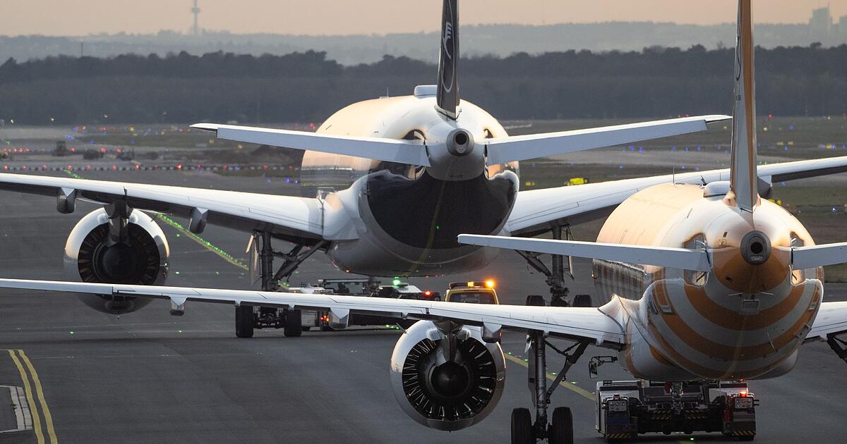 Flugzeuge-knapp-Airlines-erwarten-Rekordauslastung