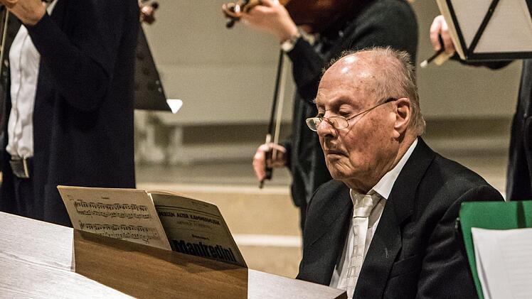 Impressionen vom Weihnachtskonzert mit dem Collegium Musicum Coburg in der Morizkirche.Foto: Jochen Berger