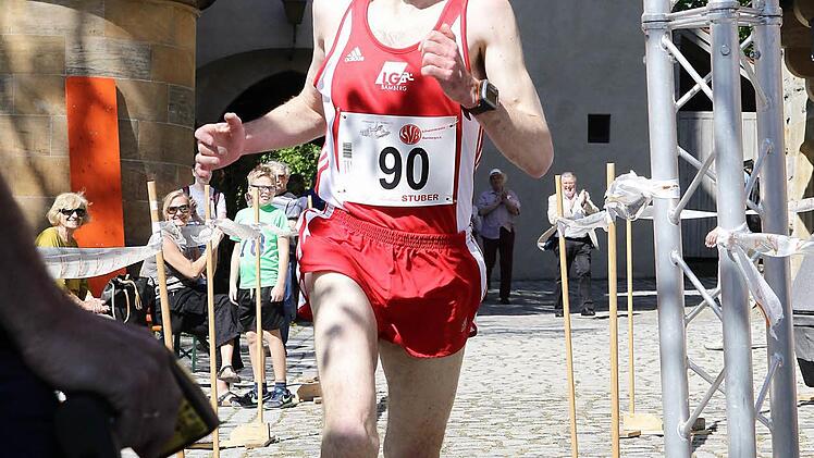Roland Wild beim Zieleinlauf