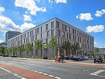 Die Straßenansicht des neuen Gebäudes