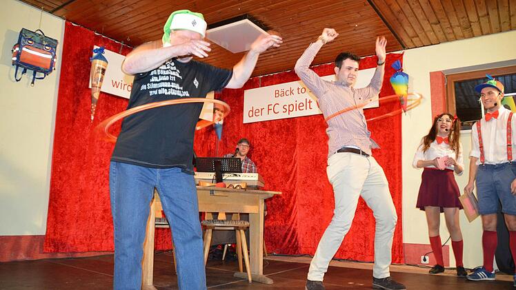 Faschingssitzung 2016 beim FC Poppenlauer. Foto: Annette Warmuth