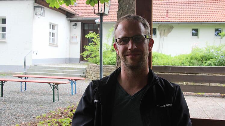 Martin Schöffel freut sich darauf, der Kreuzbergklause wieder neues Leben einzuhauchen. Foto: Corinna Igler