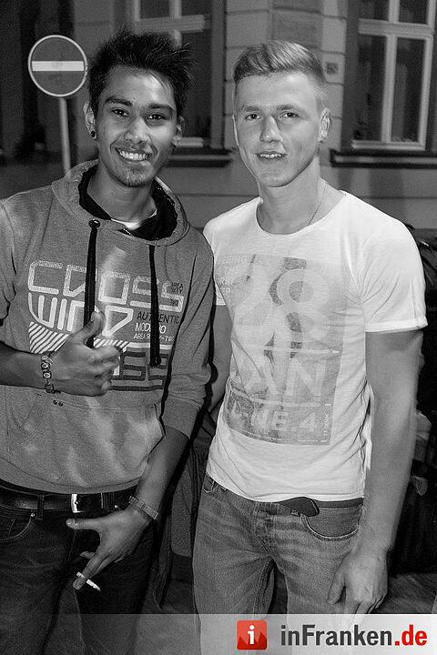 Sandkerwa: Partyfotos