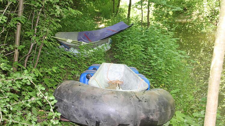 Die Boote waren abenteuerlich konstruiert.