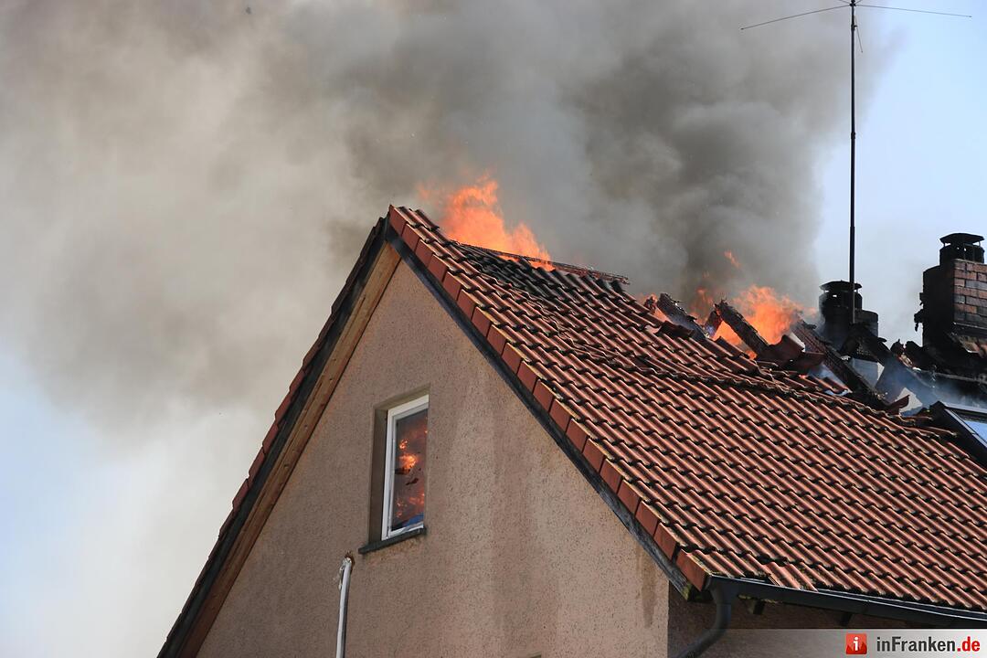 Wohnhaus brennt in Priesendorf