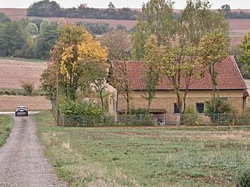 Das Wasserhaus in Pfarrweisach - hier und an den Brunnen eins und zwei und drei in Lohr, sollen die Nitratwerte gesenkt werden.  Fotos: Helmut Will