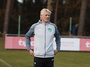 Traumstart des TSV Neunkirchen: Makellos, aber ungepr&uuml;ft