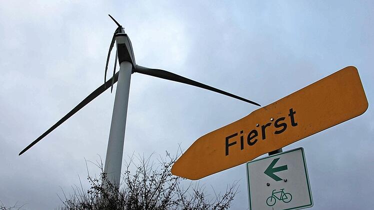 2012 war der Flügel eines der Windräder abgebrochen. Ursache: Blitzschlag. Foto: Archiv/Eckehard Kiesewetter