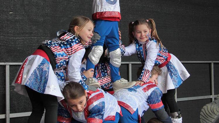 Marktplatztreiben in Stadtsteinach. Foto: Jürgen Gärtner