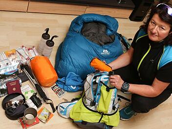 Claudia van Laak hat ihr Gepäck für den Lauf schon beisammen. Foto: Barbara Herbst