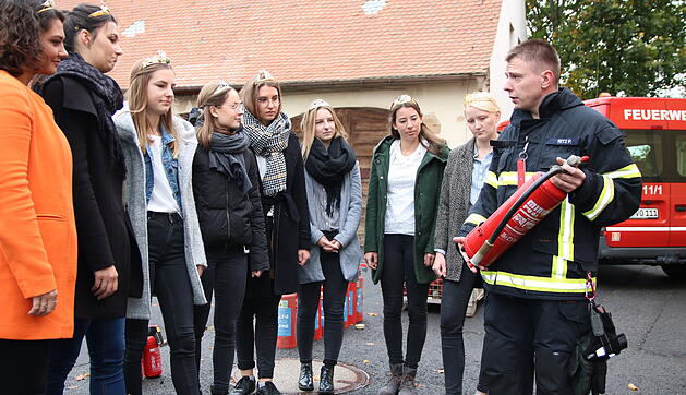 Prinzessinnen bei Feuerwehr