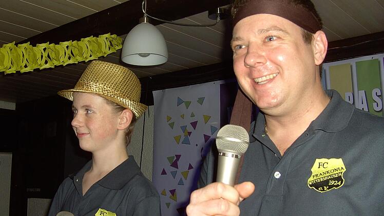 Sprössling Pascal Zimmermann und Papa Klaus Zimmermann.Udo Sell