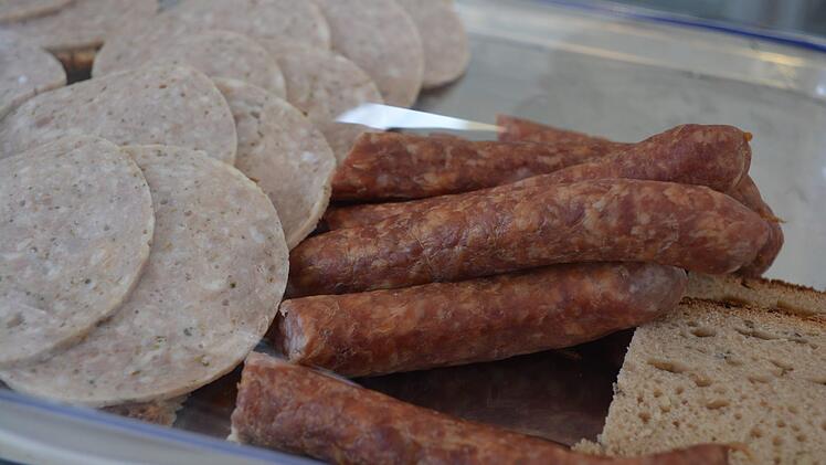 Rh&ouml;nlammwurst und Rh&ouml;nlammknacker vom Biohof Kolb aus Ginolfs.Kathrin Kupka-Hahn