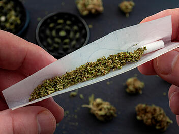 "Hysterie": Neues Anti-Cannabis-Gesetz in Bayern sorgt für heftige Kritik an CSU