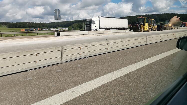 Autobahn, Sperrung, Vollsperrung, Bauarbeiten, Sanierung