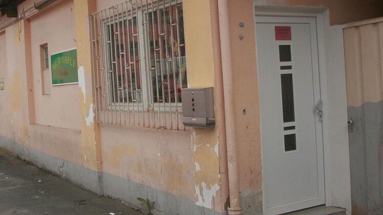 Die Tür des Headshops ist zu. Und wird es wohl auch bleiben.  Fotos: Josef Hofbauer