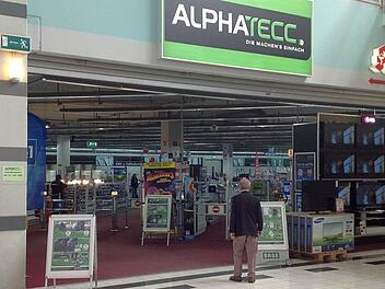 Die Zukunft des Elektro-Marktes Alpha Tecc in Forchheim ist unsicher. Die Mitarbeiter bangen um ihre Arbeitsplätze. Foto: Pelke