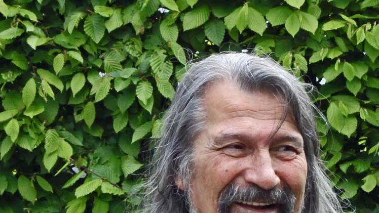 Esmail Kho'i im Garten der Rückertschen Anwesens in Coburg-Neuses.