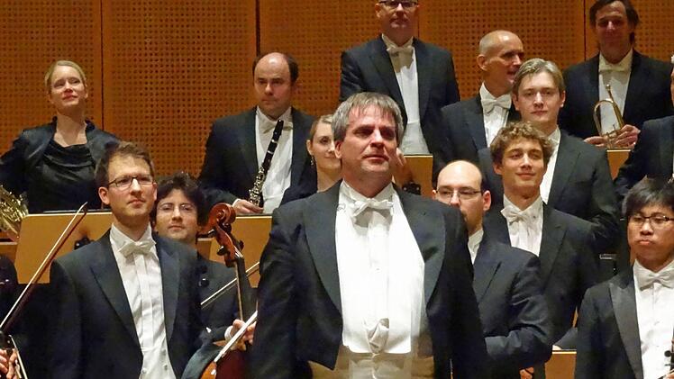 Gast am Pult der Bamberger Symphoniker: John Storgards.Foto: Jochen Berger